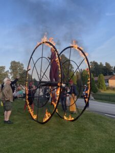 ur föreställning på Tokalynga Flying Festival